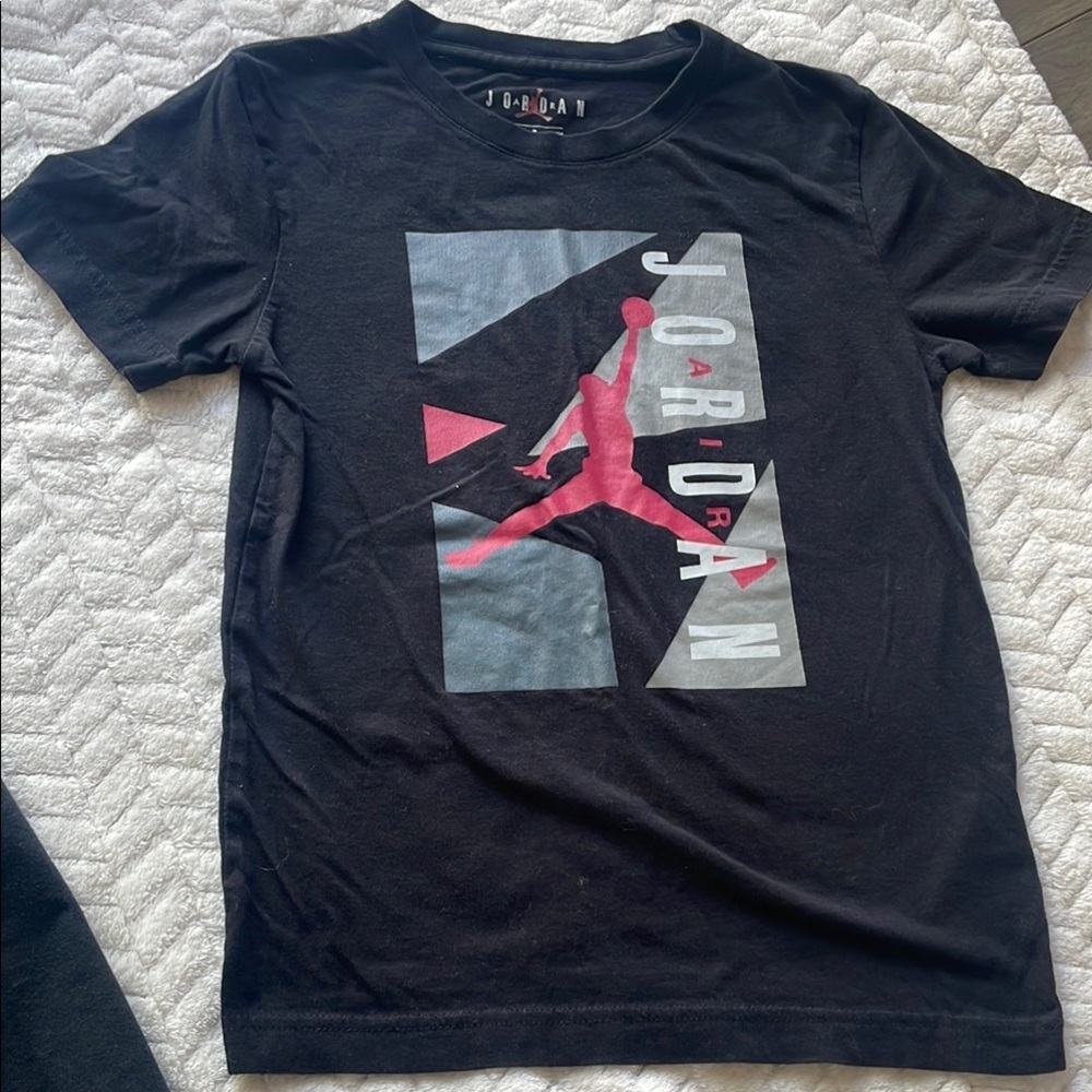 Jordan Kids' Black Graphic T-Shirts Lot (2) - Picture 3 of 8
